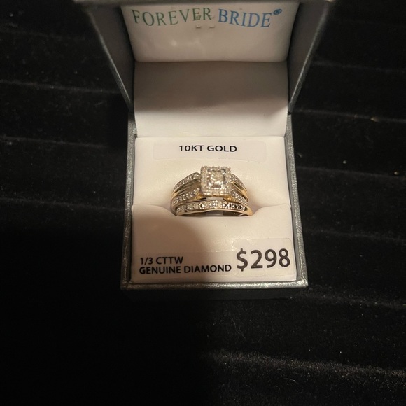 Women’s weeding ring set size 7 - Picture 3 of 6